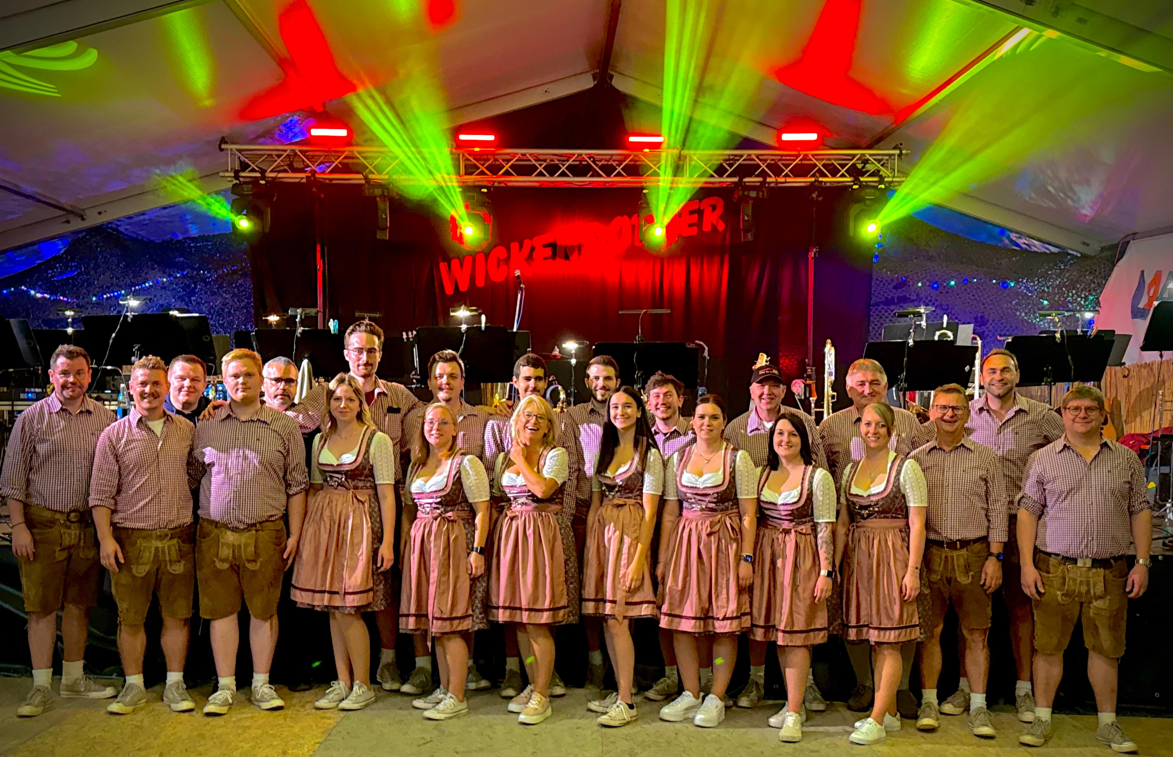 Einmal alle dabei bei der Laastner Kermes 2024